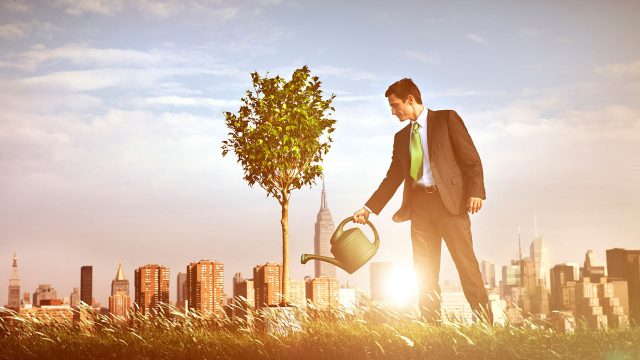 思考が分かれるサラリーマンと、起業する人の違いとは!? 思考が分かれるサラリーマンと、起業する人の違いとは!?