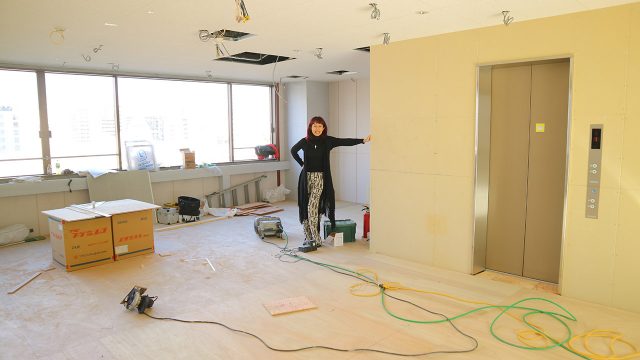 超ワクワクな空間プロデュース!!~スケルトンから内装工事の天井と床の土台ができた本日~ 超ワクワクな空間プロデュース!!~スケルトンから内装工事の天井と床の土台ができた本日~