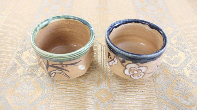 食卓に織部の食器を置いてみようとする美的なライフスタイルのご紹介。 食卓に織部の食器を置いてみようとする美的なライフスタイルのご紹介。