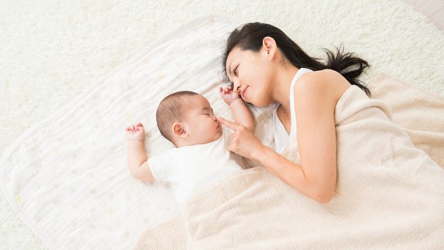 赤ちゃんポスト(こうのとりのゆりかご)の是か非か論を語るのは厳しいですね。 赤ちゃんポスト(こうのとりのゆりかご)の是か非か論を語るのは厳しいですね。