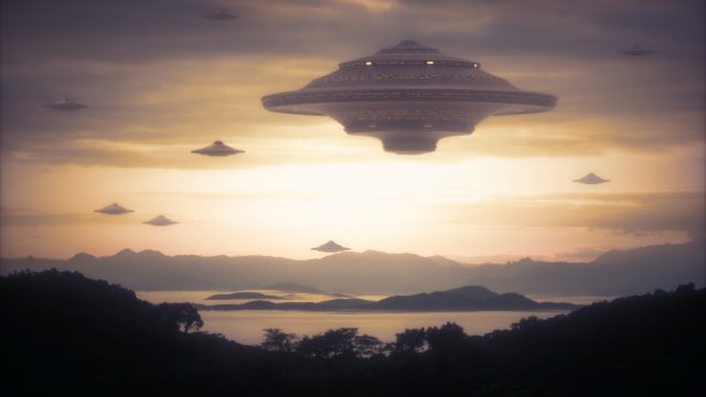 宇宙船が嘘という陰謀論を信じると宇宙と繋がらない。地球外生命体はいる。 宇宙船が嘘という陰謀論を信じると宇宙と繋がらない。地球外生命体はいる。