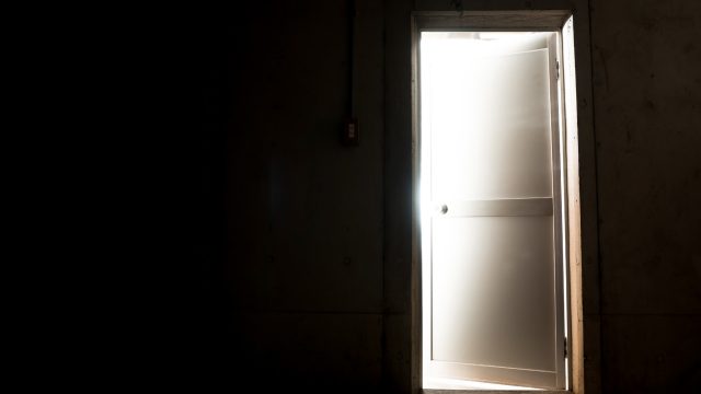 お金、体、人間関係など全ての出来事は、己の「魂」の磨きの研修である! お金、体、人間関係など全ての出来事は、己の「魂」の磨きの研修である!